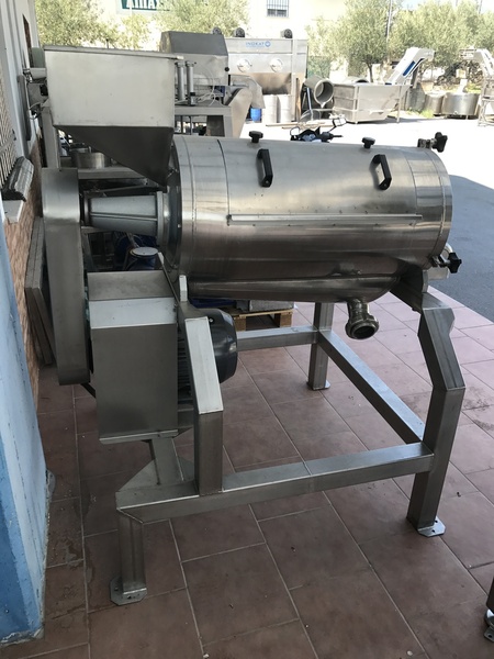 PULP MACHINE FOR PRODUCT PASTE-PULP, MODEL RAF  

